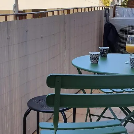 Apartment Superbe 2p Atypique Pres Port Vieil
