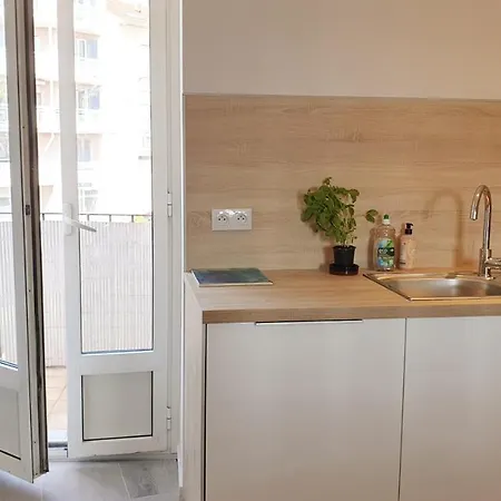 Superbe 2p Atypique Pres Port Vieil Apartamento Antibes